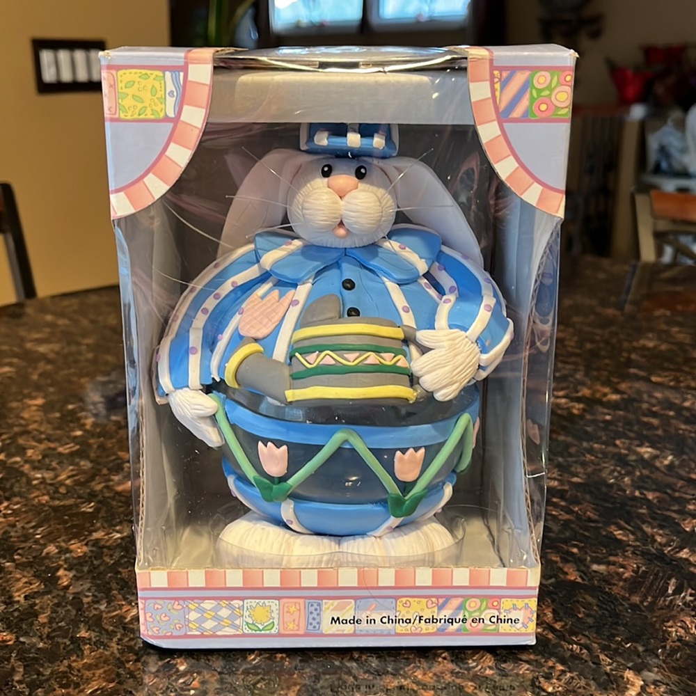 Collectible Glass Easter Bunny